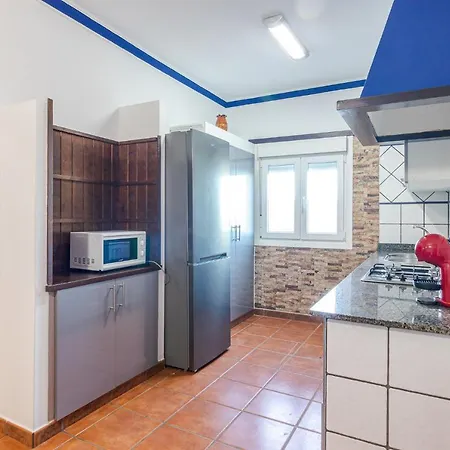 Feriehus Faro De Sardina - 3 Bed - Coast - Wifi